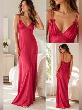 Vintage Valentino Intimo Red Satin Nightgown Bow Detail Full Length Slip Dress L